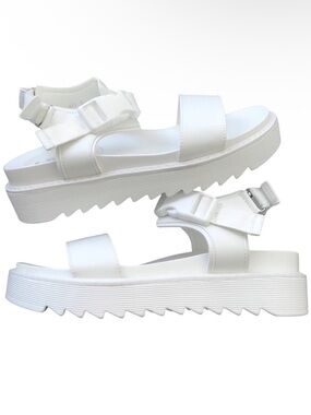 Koi White Platform Sandal
